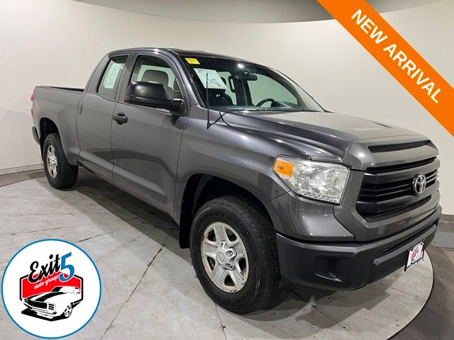 Magnetic Gray Metallic 2015 Toyota Tundra Pickup Truck Four-Wheel Drive 6-Speed Automatic Overdrive