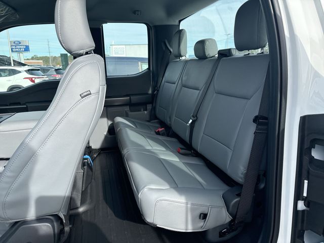 New 2026 Oxford White Ford XL image 14
