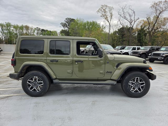 New 2026 Green Jeep Sahara image 10