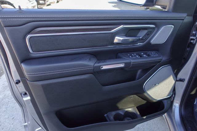 1500 Crew Cab Laramie