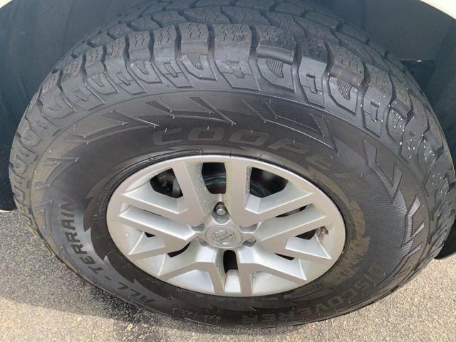2016 Nissan Frontier SV photo