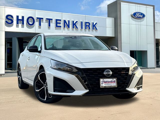 2024 Nissan Altima 2.5 SR FWD