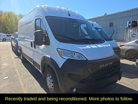 Bright White Clearcoat 2024 RAM ProMaster Van 9-Speed Automatic