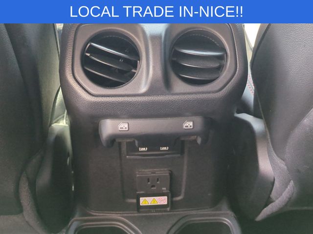 Used 2021 Gray Jeep Rubicon image 26
