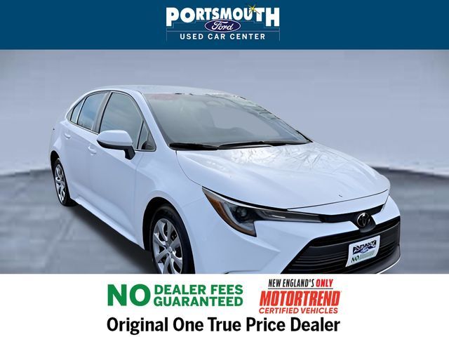 White 2024 Toyota Corolla LE FWD Sedan Front-Wheel Drive Continuously Variable Transmission