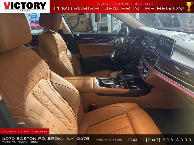 2022 BMW 7-Series 740i xDrive photo