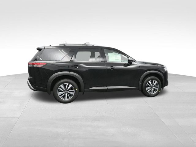 2024 Nissan Pathfinder SL 3