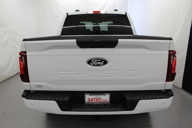 New 2026 White Ford XLT image 8