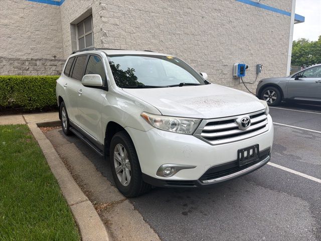 used 2012 Toyota Highlander car, priced at $15,295
