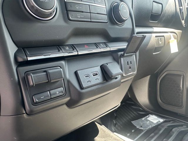 2024 Chevrolet Silverado 2500HD Work Truck photo
