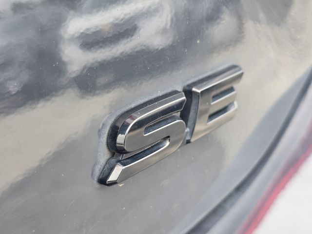 2025 Toyota Camry SE:169133B
