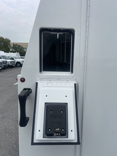 2026 Ford E-Series E-350 SD