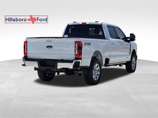 2025 Oxford White Ford Super Duty F-250 SRW Lariat 4X4 Truck