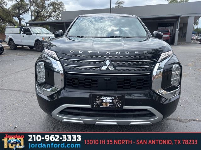 Used Car 2023 Mitsubishi Outlander  Se For Sale Under $25,000 In San Antonio, Texas