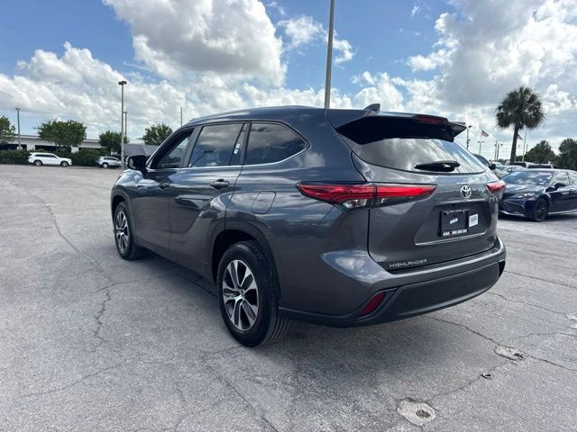 2023 Toyota Highlander - $30,888