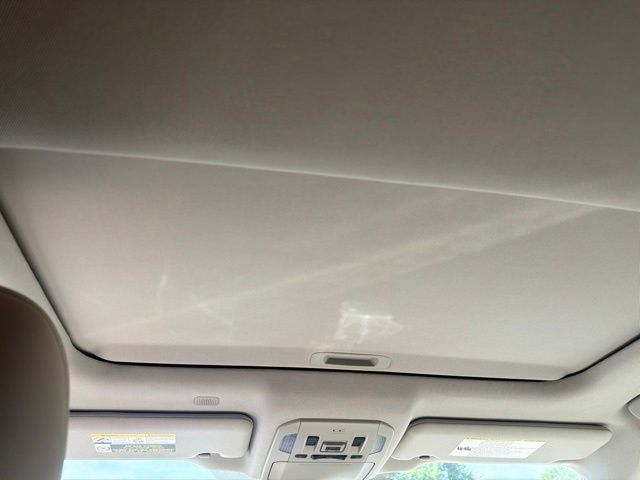 2022 Toyota Highlander XLE Off-white at Carlisle Cadillac Buick GMC
