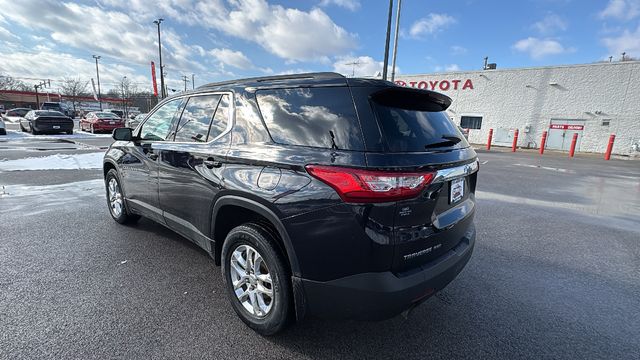 2020 Chevrolet Traverse LT - Image 3