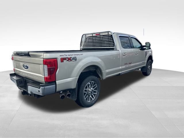 2017 Ford F-350SD Lariat photo