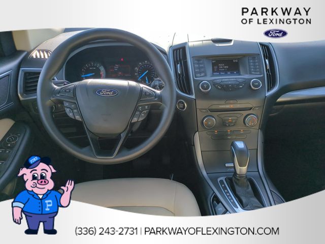 Used 2016 Black Ford SE image 28