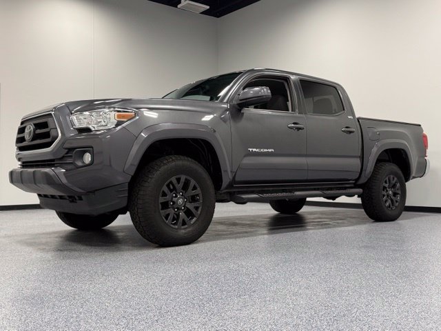 Used 2021 Gray Toyota SR5 image 4