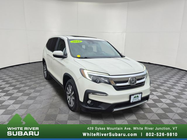 White 2019 Honda Pilot EX-L AWD SUV / Crossover All-Wheel Drive 6-Speed Automatic