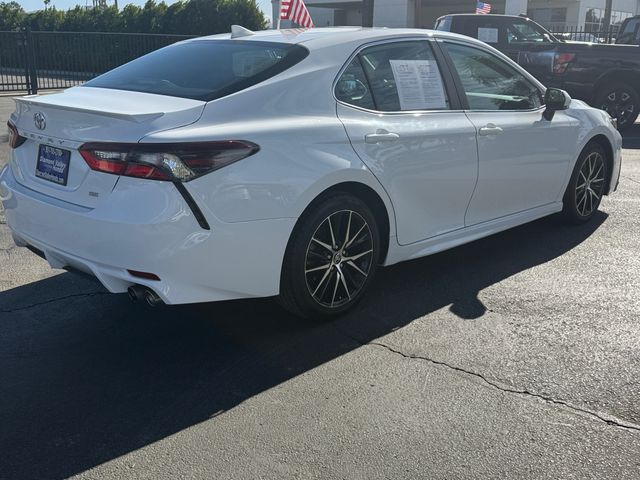 2022 Toyota Camry SE 5