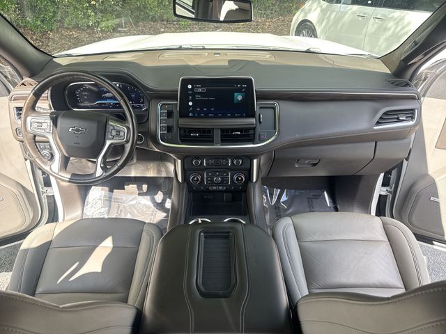 Used 2022 Beige Chevrolet Z71 image 9
