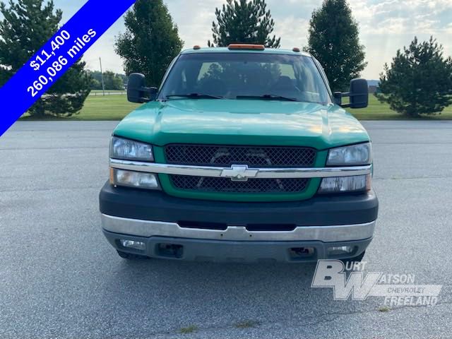 2004 Chevrolet Silverado 3500 LS 8