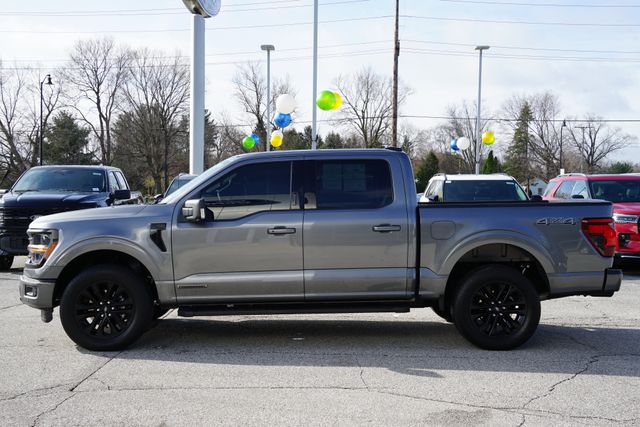 View vehicle photo 4