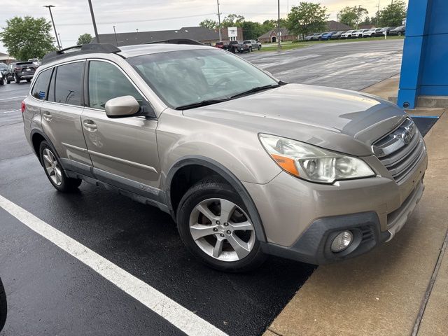 2014 Subaru Outback 2.5i Limited photo