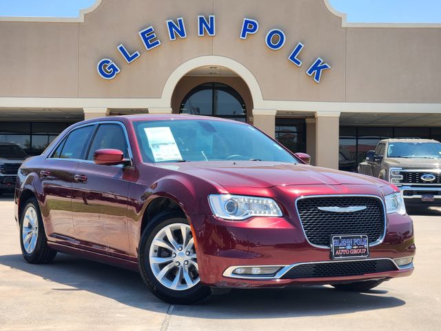 Velvet Red Pearlcoat 2015 Chrysler 300 Sedan Rear-Wheel Drive 8-Speed Automatic