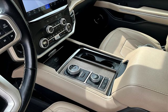 Used 2024 Ford Expedition Limited 4D Sport Utility