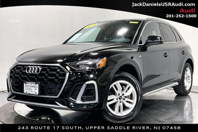 Black Metallic 2023 Audi Q5 SUV / Crossover All-Wheel Drive 7-Speed Automatic