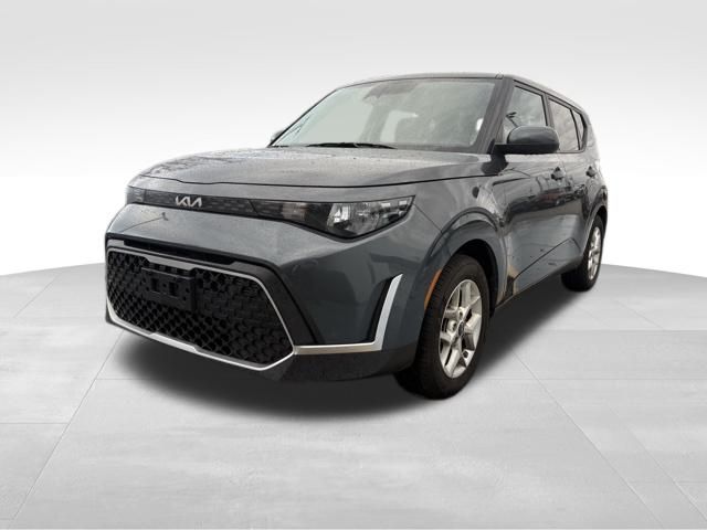 2024 Kia Soul LX Gray at Superior Kia