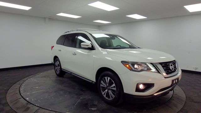 2018 – Nissan – Pathfinder