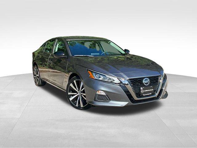 Gray (Gun Metallic) 2022 Nissan Altima 2.5 SR AWD Sedan All-Wheel Drive Continuously Variable Transmission