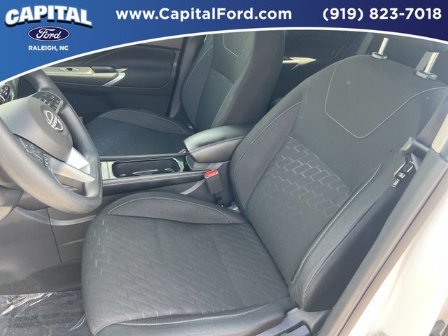 Used 2024 White Nissan SV image 32