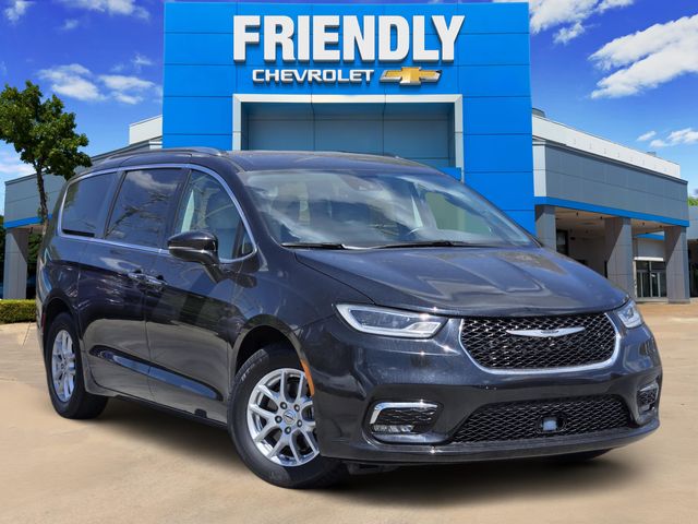 Brilliant Black Crystal Pearlcoat 2021 Chrysler Pacifica Minivan Front-Wheel Drive 9-Speed Automatic