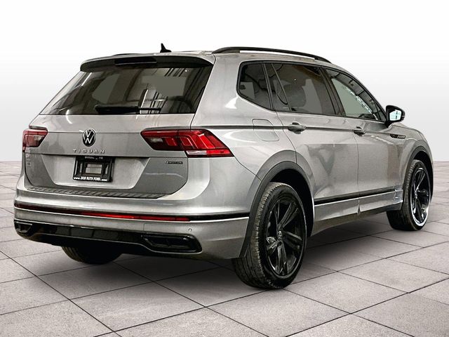 2023 Volkswagen Tiguan 2.0T SE R-Line Black Silver at Spitzer Acura