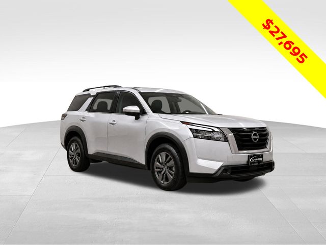Brilliant Silver Metallic 2024 Nissan Pathfinder SUV / Crossover Front-Wheel Drive 9-Speed Automatic