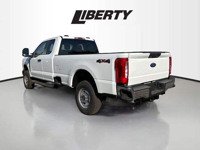 2025 Ford F-250SD XL photo