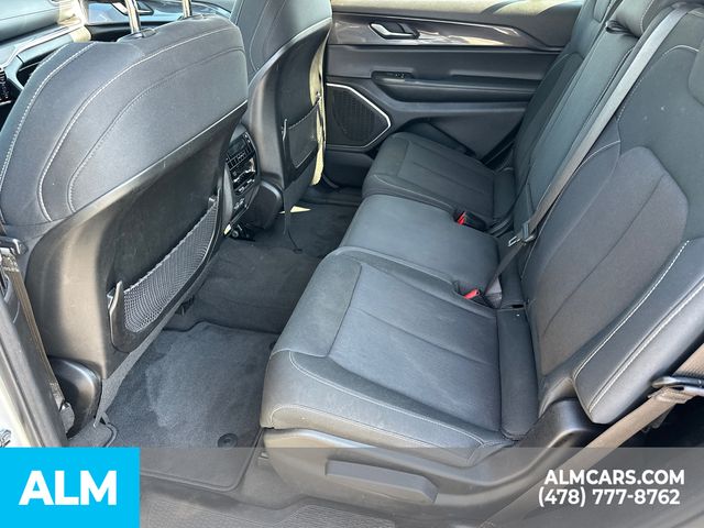 Used 2021 Silver Jeep Laredo image 26
