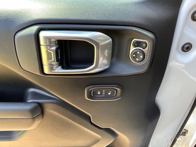 New 2026 Jeep Wrangler SUV