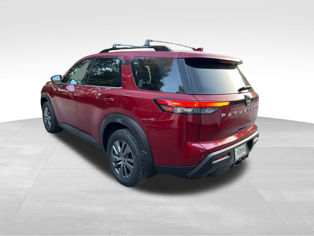 2022 Nissan Pathfinder SV 7