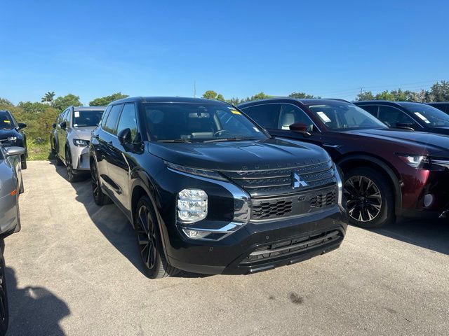2023 Mitsubishi Outlander SEL