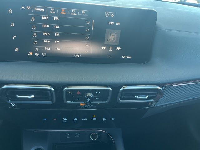 New 2026 Gray Nissan SR image 16