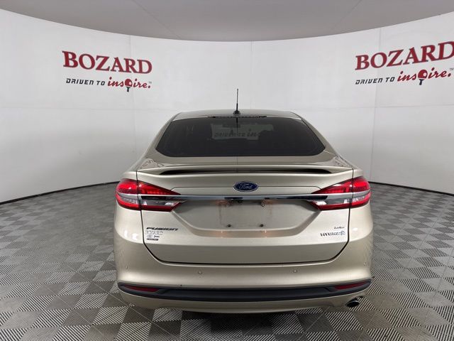 2018 White Gold Ford Fusion Hybrid SE FWD Sedan