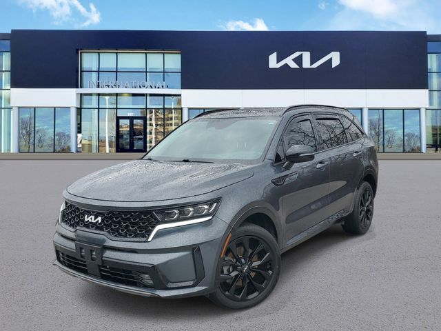 Gravity Gray 2022 Kia Sorento SX AWD SUV / Crossover All-Wheel Drive 8-Speed Dual Clutch