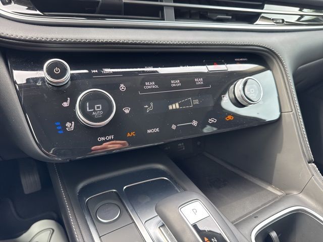 Used 2024 Gray INFINITI LUXE image 23