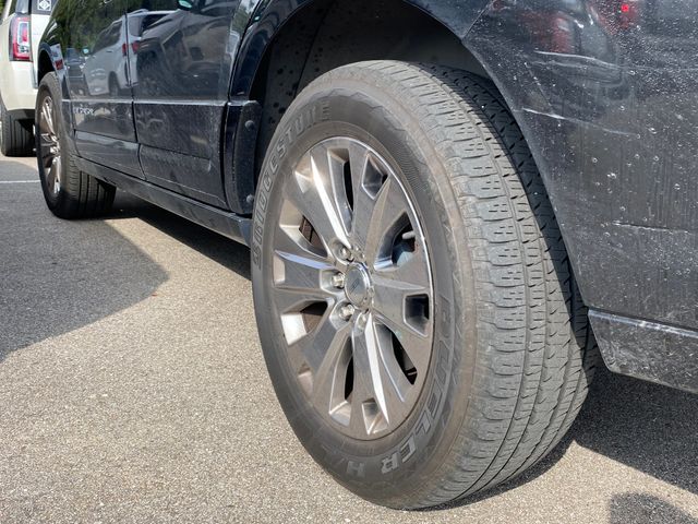 2015 Lincoln Navigator Base 10